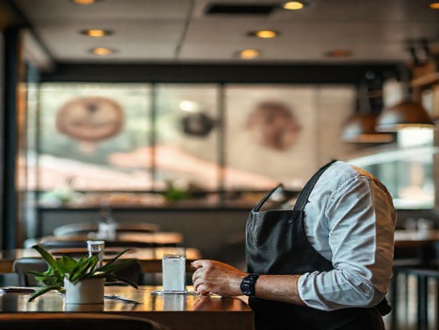 Como definir pedido mínimo para fechar contratos corporativos