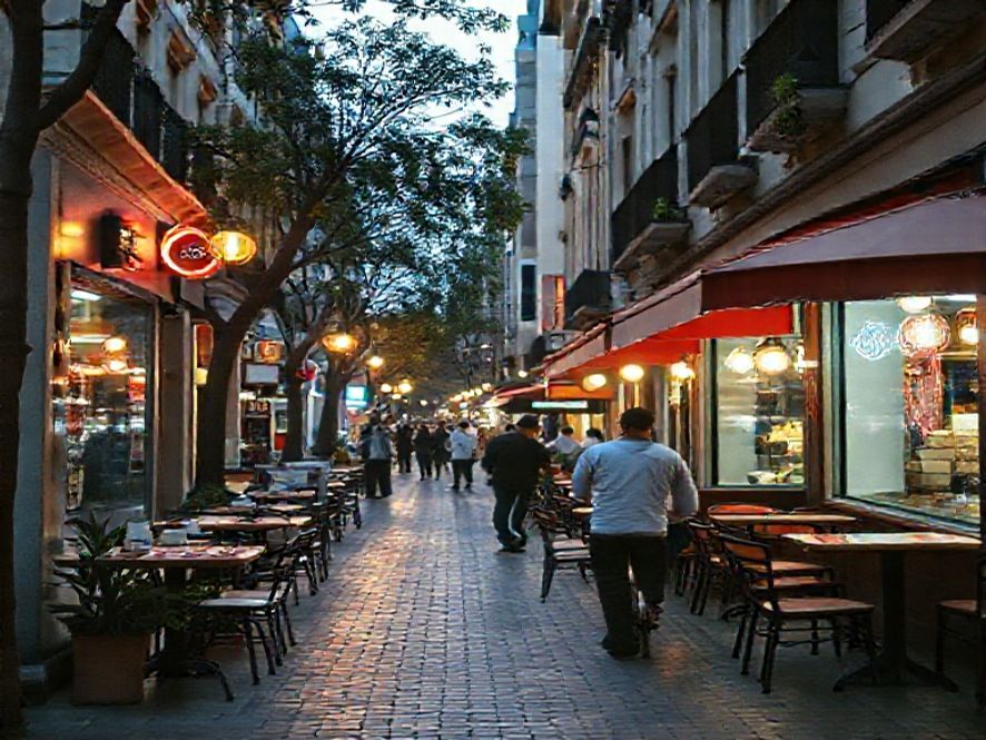 Como escolher o lado da rua com melhor visibilidade