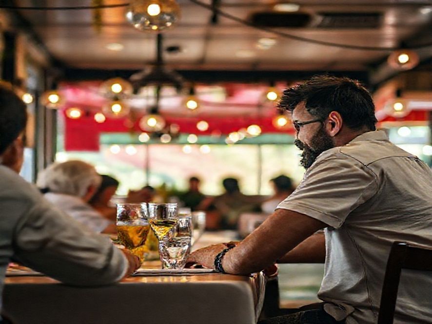 Festas juninas no restaurante: como montar um arraial lucrativo