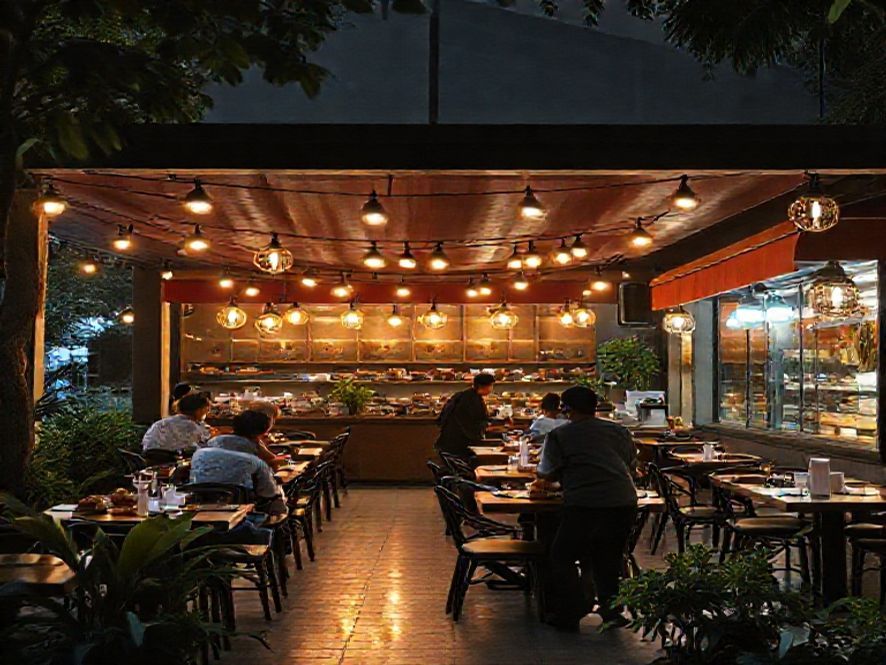 Organização de eventos ao ar livre em área externa do restaurante