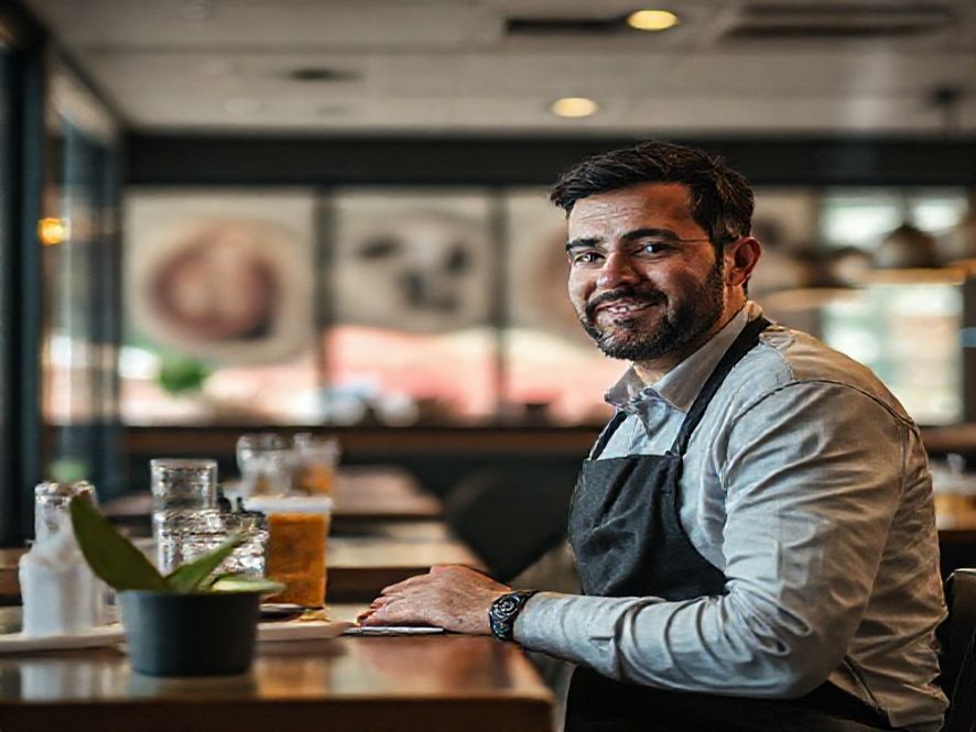 Treinamento de postura e comunicação no salão